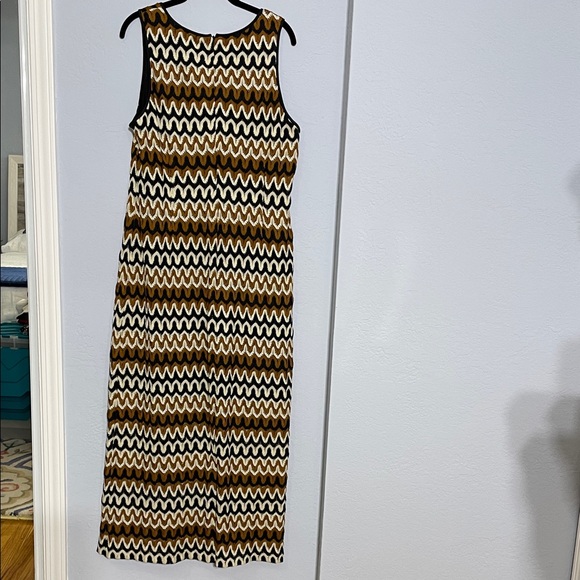 Linea Zigzag Pattern Maxi Dress in Brown Black and Cream - Picture 2 of 7